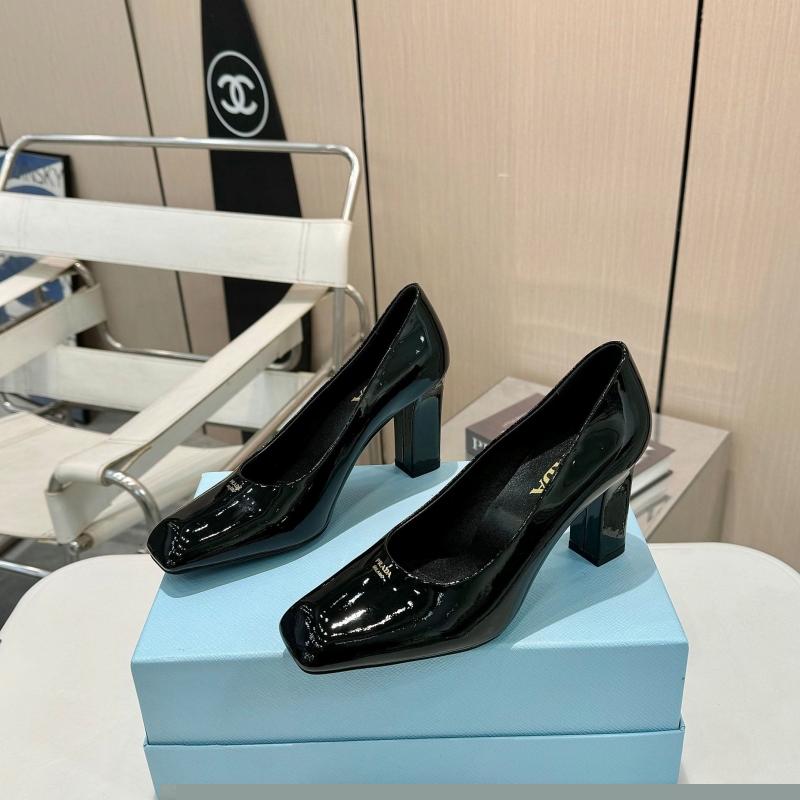 Pra*a high heels